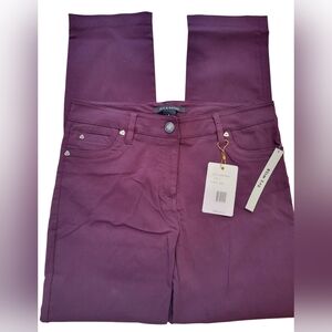 Zac & Rachel Wine Slim LegSize 8 Slacks Pants Classic Office Work Causual